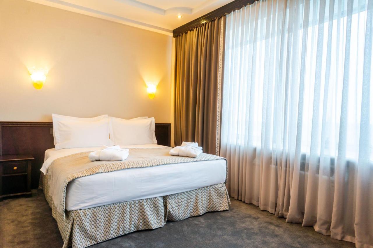 Royal Palace Hotel Almaty Luaran gambar