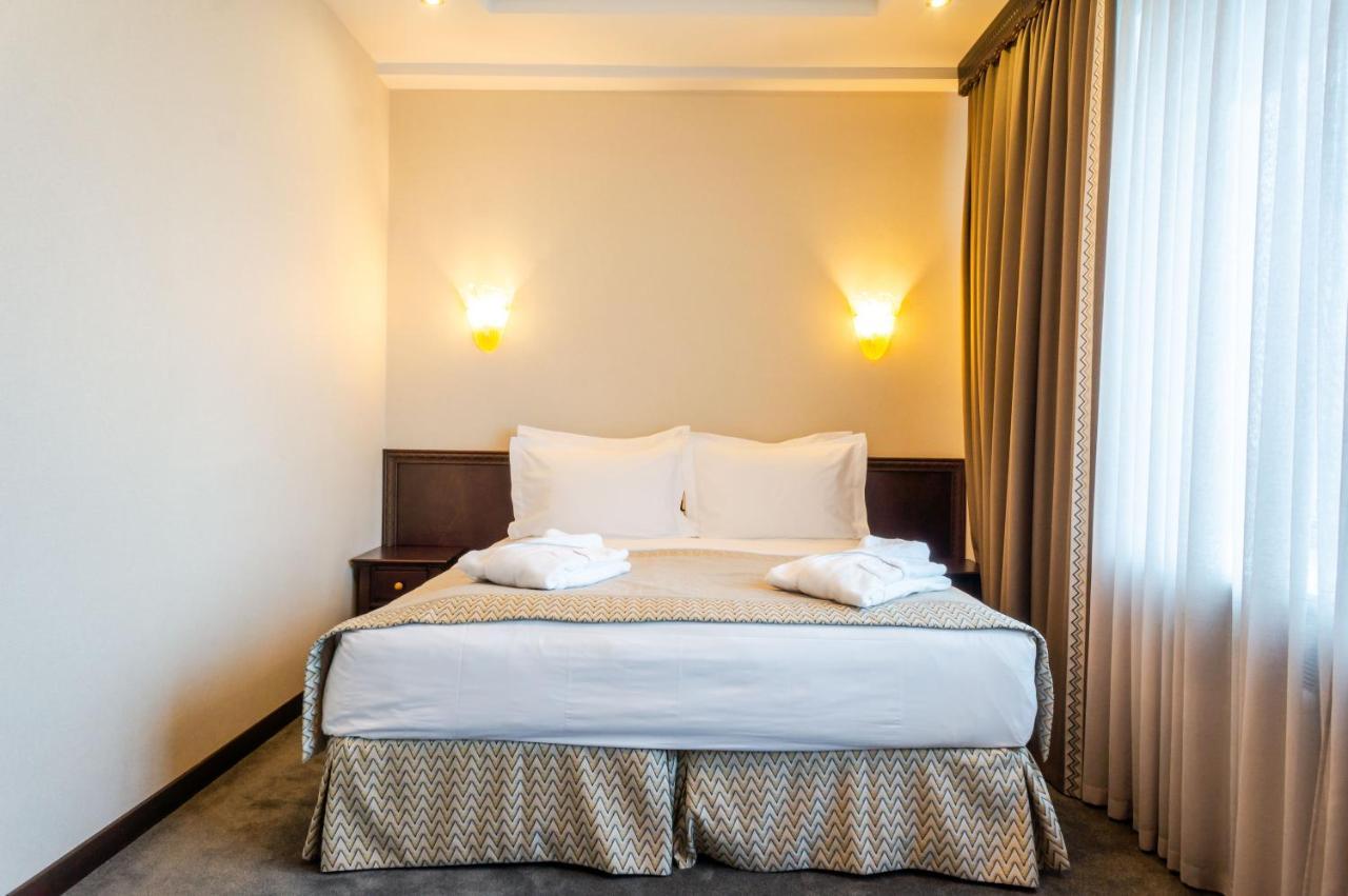 Royal Palace Hotel Almaty Luaran gambar