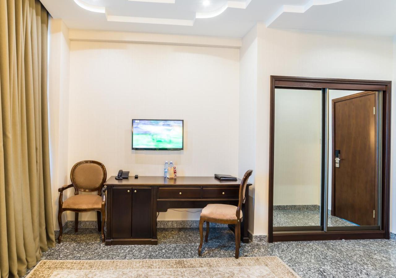 Royal Palace Hotel Almaty Luaran gambar